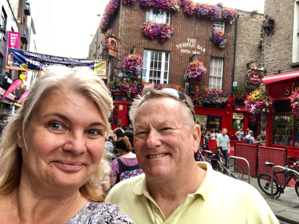 1493EDEC-82E4-4EC3-B422-1A6F0B9A1D93