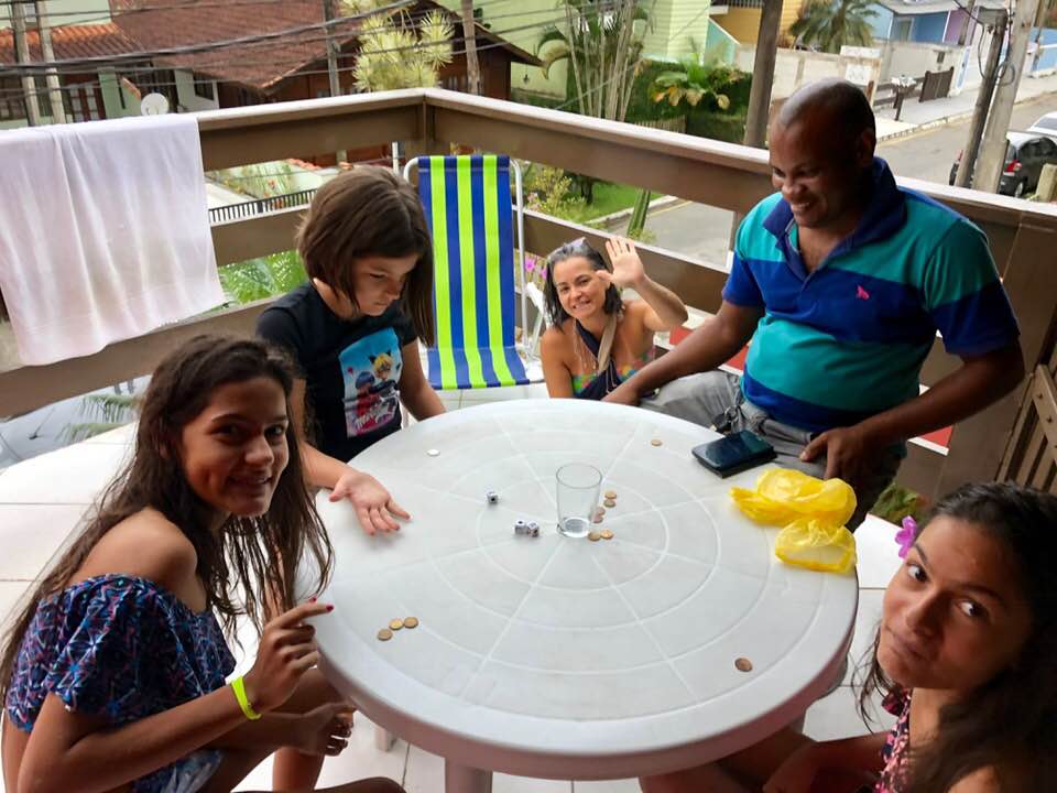 37998745_10217249914464923_8145936145843224576_n